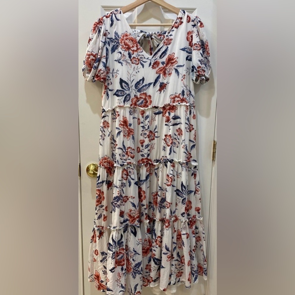 Lucky Brand Floral Puff Sleeve, tie back dress 💗